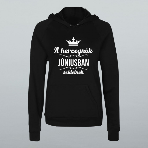 A hercegnők júniusban születnek A hercegnők júniusban születnek